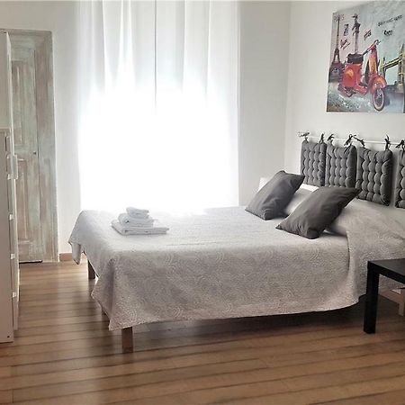 Bari Central Studio - Bari Centro Zewnętrze zdjęcie